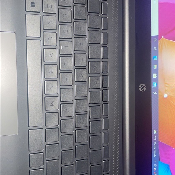 Hp computer brand new I bought it a few months ago - Picture 5 of 9